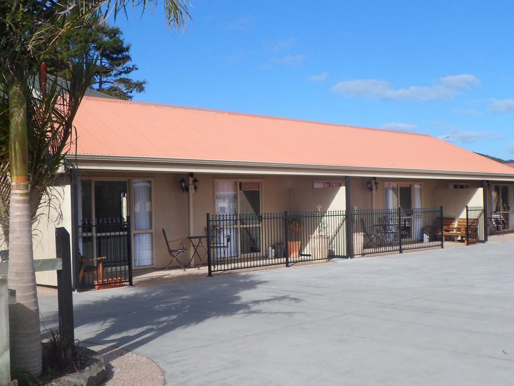 The Olive Motel Coromandel Exterior photo