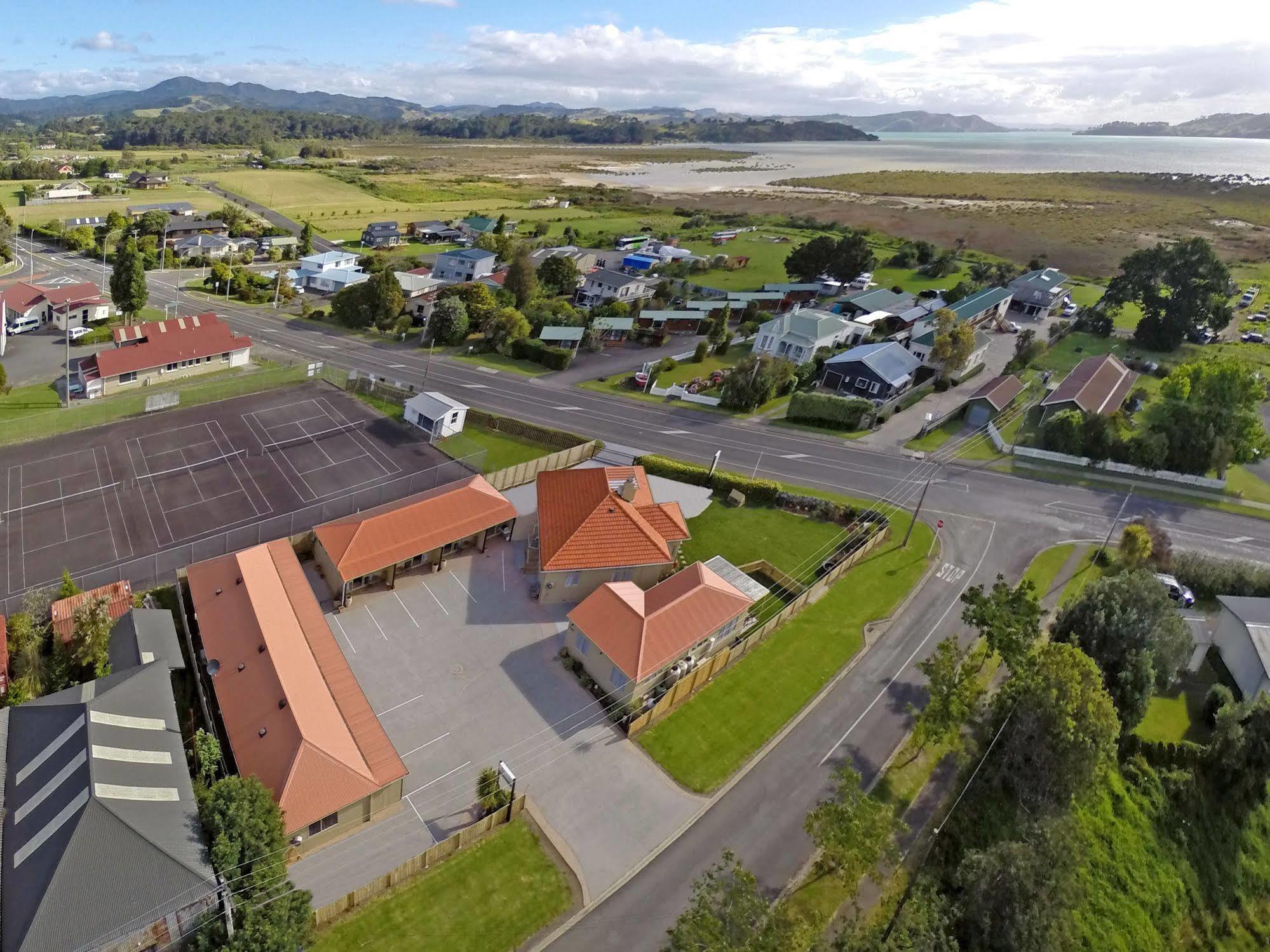 The Olive Motel Coromandel Exterior photo