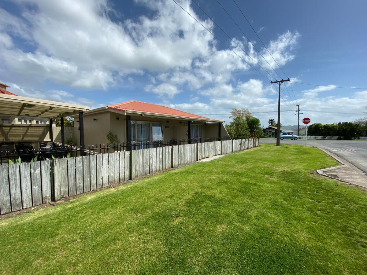 The Olive Motel Coromandel Exterior photo